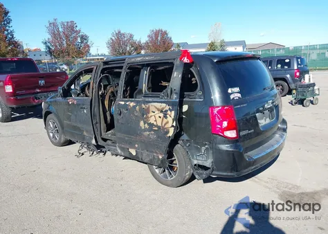 2017 Dodge Grand Caravan Sxt z USA, uszkodzony, nr VIN 2C4RDGCG4HR677308